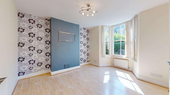 92 Queen Mary Road, Upper Norwood, London, SE19 3NP 8