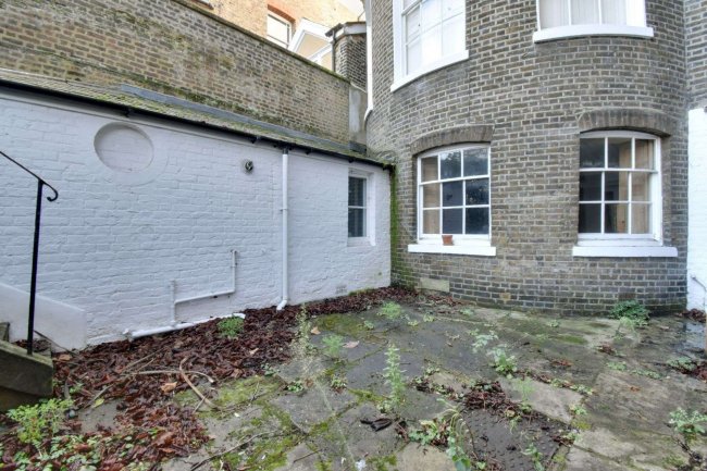 Flat 5 Manna Mead, 17 West Grove, Greenwich, London SE10 8QT 1