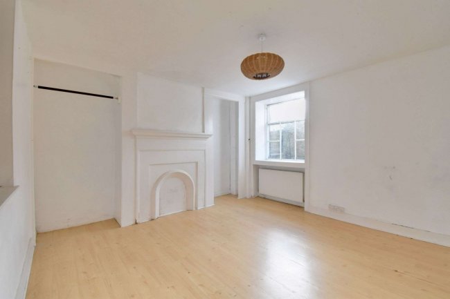 Flat 5 Manna Mead, 17 West Grove, Greenwich, London SE10 8QT 1