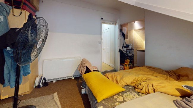 19 Beech House Road, Croydon, Surrey, CR0 1JQ 8