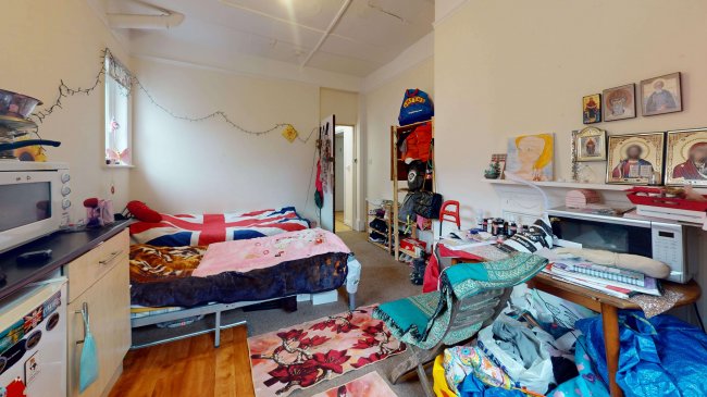 19 Beech House Road, Croydon, Surrey, CR0 1JQ 8