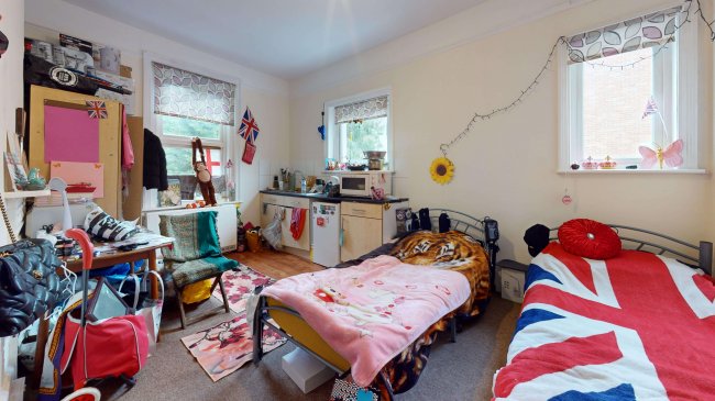 19 Beech House Road, Croydon, Surrey, CR0 1JQ 8