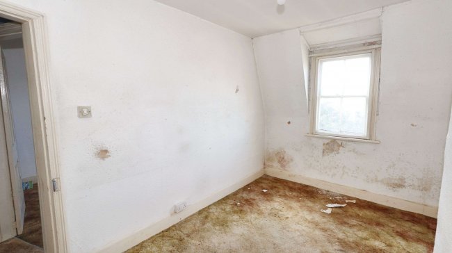 15c High Street, Herne Bay, Kent, CT6 5LJ 1