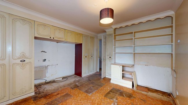 23 Pool Court, Catford, London, SE6 3JQ 10