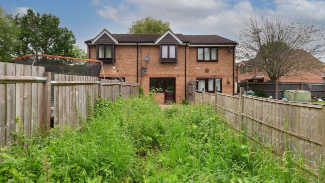 23 Pool Court, Catford, London, SE6 3JQ 10