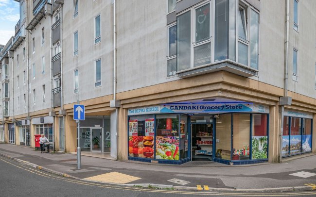 Retail Units, 1 Sanford Street, Swindon, Wiltshire SN1 1AF 3