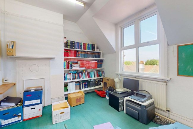 397 Barking Road, London, E6 2JT 7