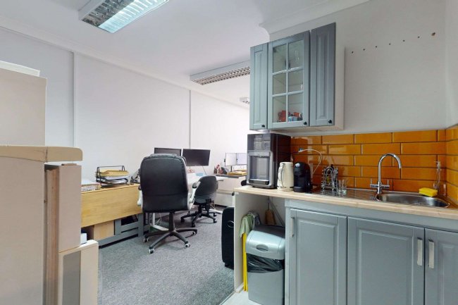 397 Barking Road, London, E6 2JT 7