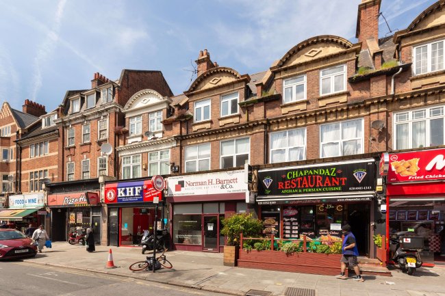 397 Barking Road, London, E6 2JT 7