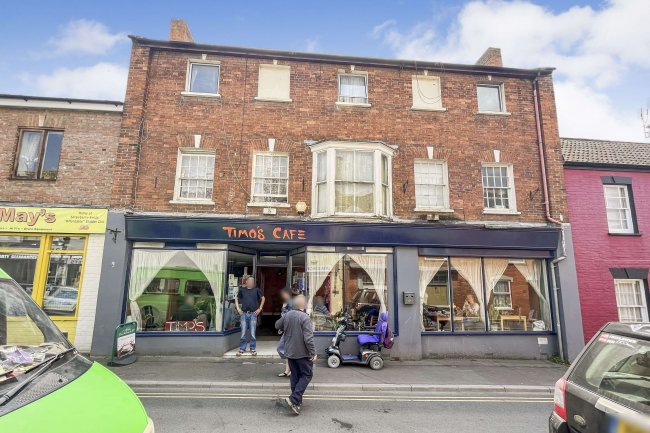 17-19 Benedict Street, Glastonbury, Somerset, BA6 9NE 4