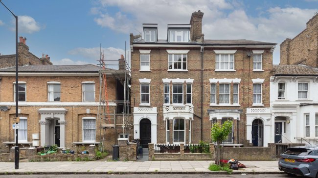 89C Downs Park Road, Lower Clapton, London E5 8JE 7