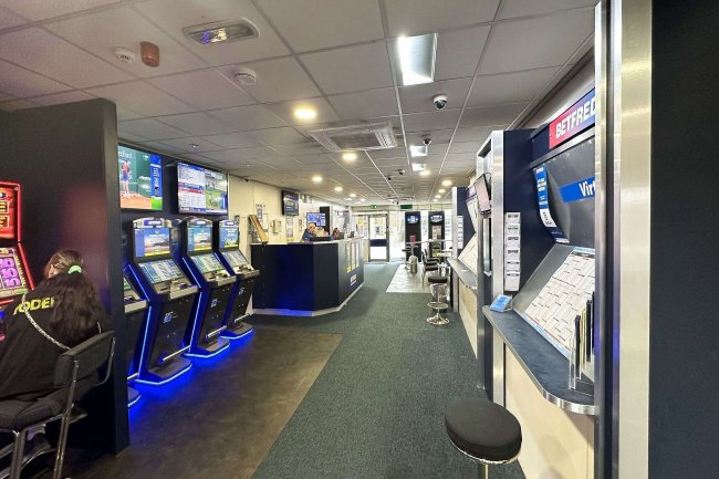 129-131 High Street, Bloxwich, Walsall WS3 3LE 9