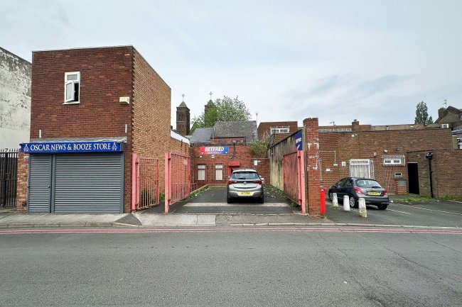 129-131 High Street, Bloxwich, Walsall WS3 3LE 9