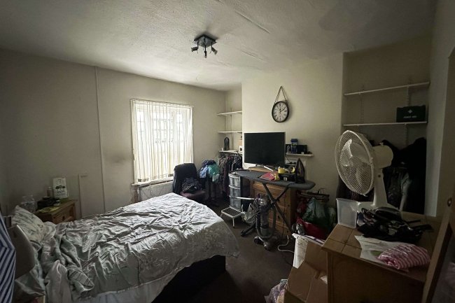 Shoulder of Mutton, 66 Birmingham Road, Rowley Regis, B65 9BA 1