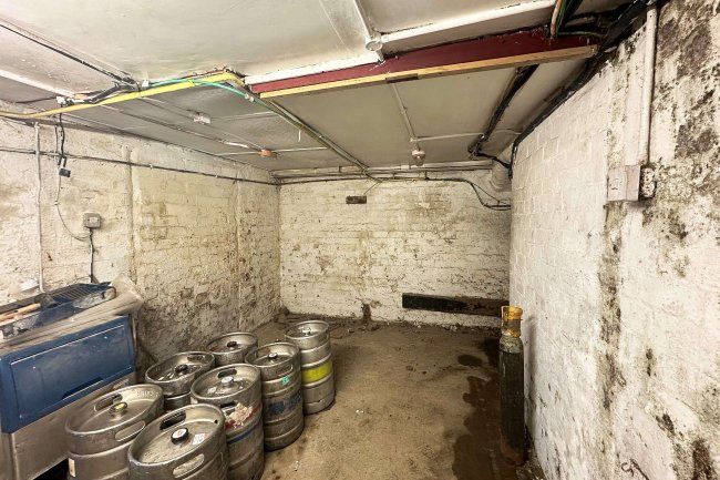 Shoulder of Mutton, 66 Birmingham Road, Rowley Regis, B65 9BA 1