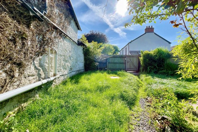 Sunnyview Cottage, Church Street, Beaford, Winkleigh, EX19 8LW 8