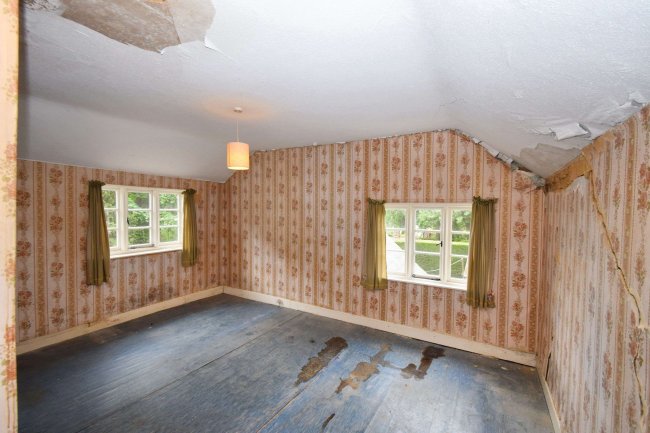 7 Stratford Road Nash, Milton Keynes, Buckinghamshire, MK17 0ES 3