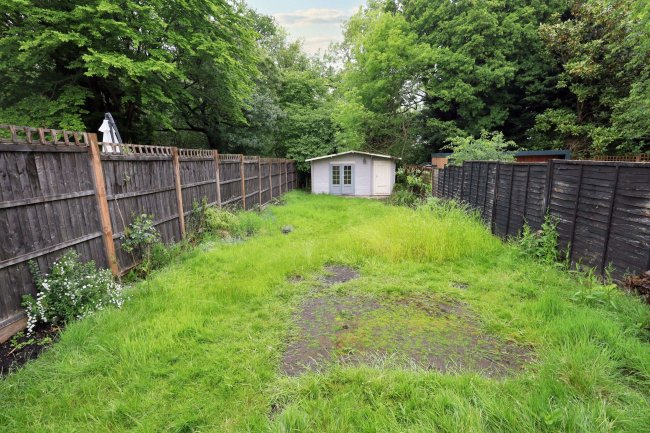 Twingates, Gregory Road, Hedgerley, Slough, Buckinghamshire, SL2 3XL 1