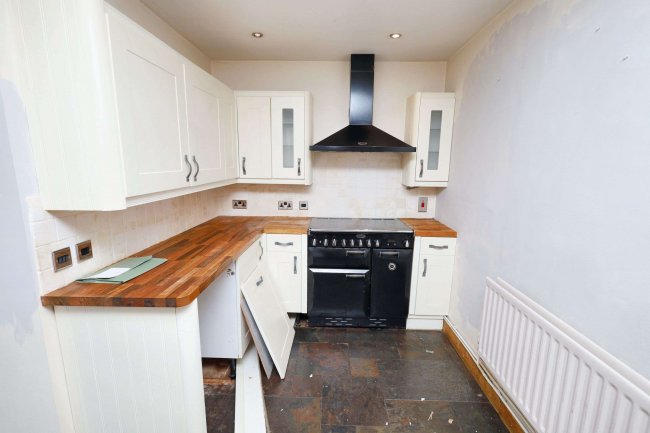 Twingates, Gregory Road, Hedgerley, Slough, Buckinghamshire, SL2 3XL 1