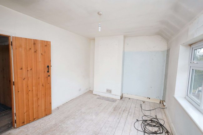 Twingates, Gregory Road, Hedgerley, Slough, Buckinghamshire, SL2 3XL 1