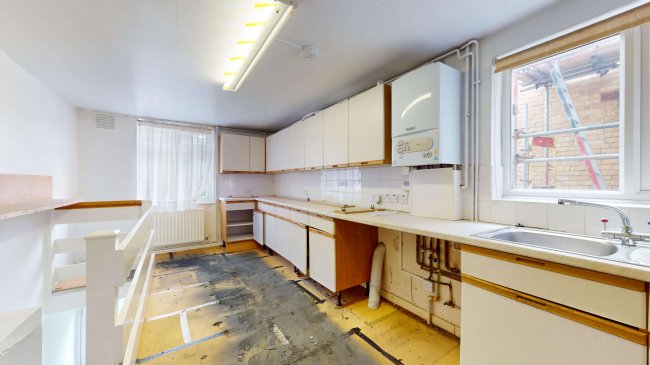 Flats A & B, 19 Tarbert Road, East Dulwich, London, SE22 8QB 2