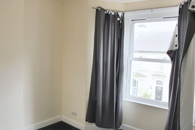 14 Canterbury Road, Ashford, TN24 8JX 7