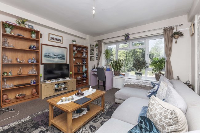 337 London Rd, Camberley, GU15 3HQ 5