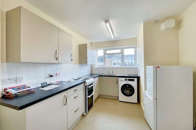 14a Prospect Place, St Thomas, Exeter, Devon, EX4 1HZ 2