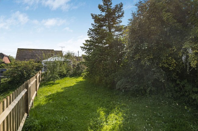 Fantasy, Kilnwood Lane, South Chailey, Lewes, East Sussex BN8 4AU 2