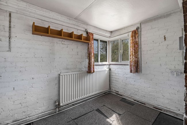 Fantasy, Kilnwood Lane, South Chailey, Lewes, East Sussex BN8 4AU 2