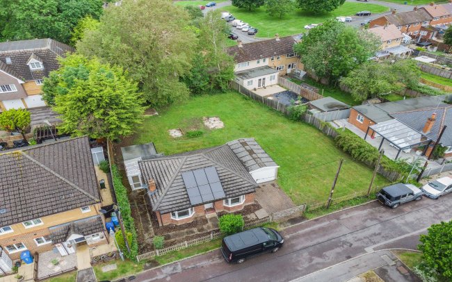 Qatamon, Pollardrow Avenue, Bracknell, Berkshire, RG42 1PS 10