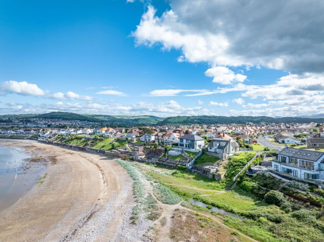 Wide Horizon, 68 Penrhyn Beach East, Penrhyn Bay, LL30 3NY 1