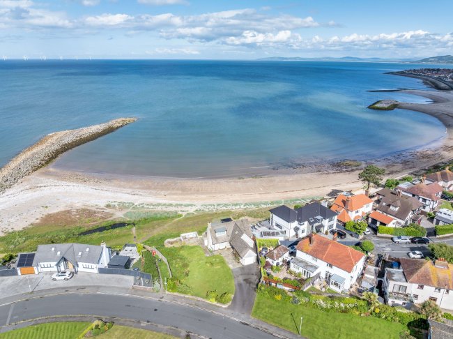 Wide Horizon, 68 Penrhyn Beach East, Penrhyn Bay, LL30 3NY 1