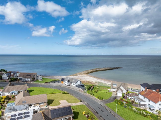 Wide Horizon, 68 Penrhyn Beach East, Penrhyn Bay, LL30 3NY 1