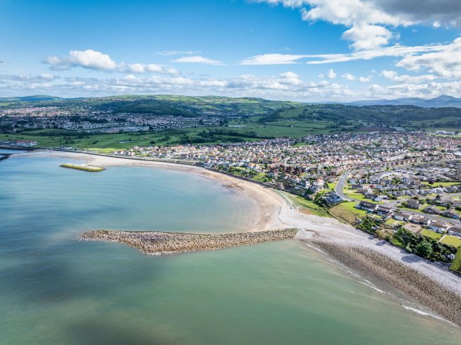 Wide Horizon, 68 Penrhyn Beach East, Penrhyn Bay, LL30 3NY 1