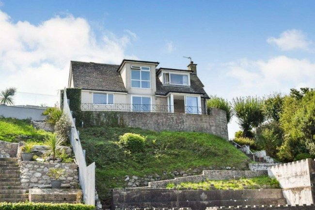 Wide Horizon, 68 Penrhyn Beach East, Penrhyn Bay, LL30 3NY 1