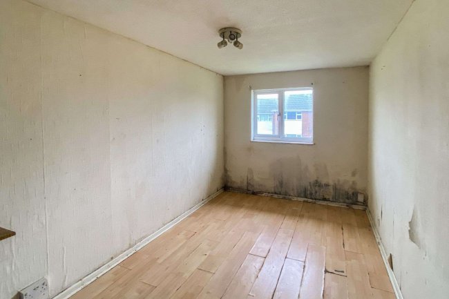 88 Wrenswood And Garage No. 5, Swindon, SN3 5AR 7