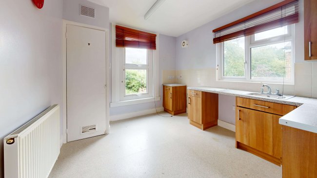 Flats A & B, 66 Thurlow Hill, West Dulwich, London, SE21 8JN 8