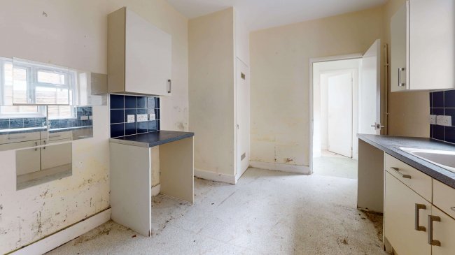 Flats A & B, 66 Thurlow Hill, West Dulwich, London, SE21 8JN 8