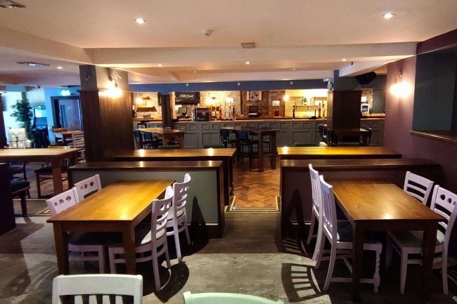 8 James Street, Helensburgh, Glasgow, Scotland G84 8AS 10