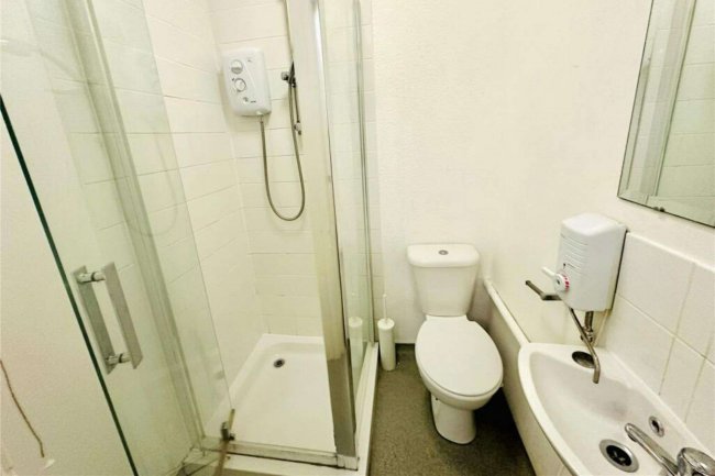 73 St Peter's Road, Croydon, CR0 1HS 2