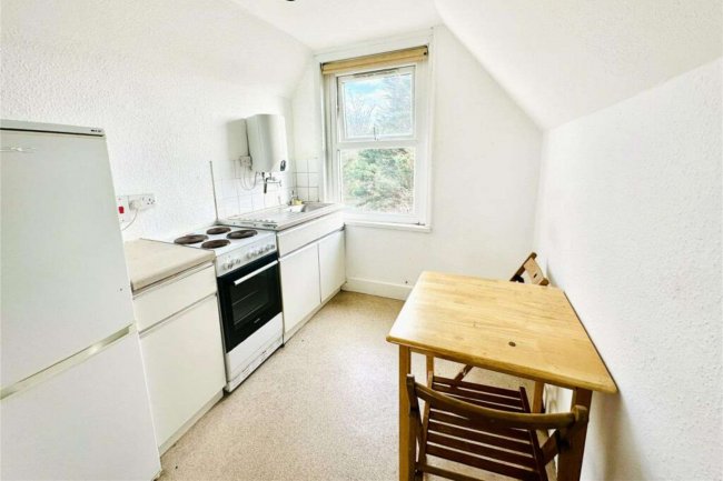 73 St Peter's Road, Croydon, CR0 1HS 2