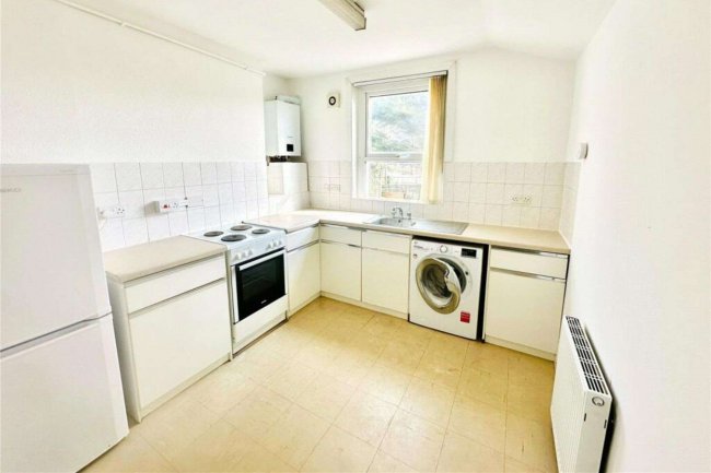 73 St Peter's Road, Croydon, CR0 1HS 2