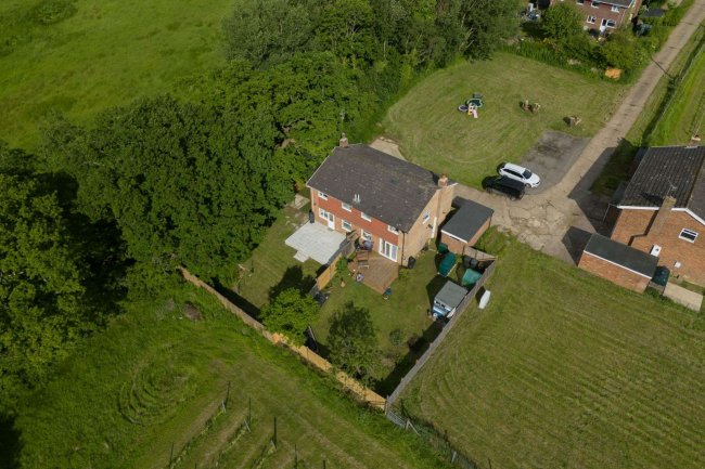 Valley View, 1, 3, 4 and 6 Valley View, Sliders Lane, Furners Green, Uckfield, East Sussex, TN22 3RU 10