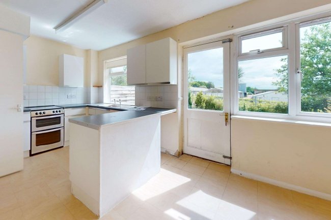 Valley View, 1, 3, 4 and 6 Valley View, Sliders Lane, Furners Green, Uckfield, East Sussex, TN22 3RU 10