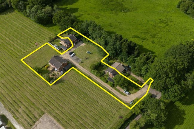 Valley View, 1, 3, 4 and 6 Valley View, Sliders Lane, Furners Green, Uckfield, East Sussex, TN22 3RU 10