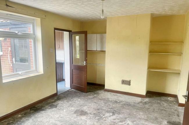 18 Church Road, Cantley, NR13 3SN 5