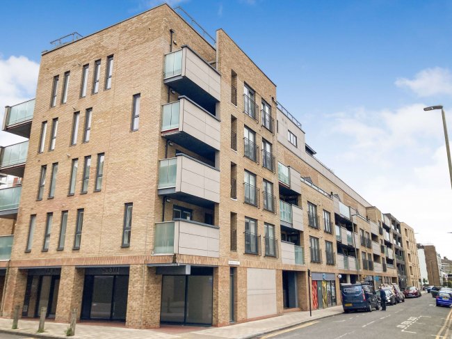 10 11 12 19 21 & 28 Cubitt Apartments, 36 Chatfield Road, London SW11 3SE 8