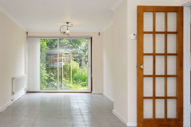 30 Oakley Drive, Eltham, Kent, SE9 2HJ 10