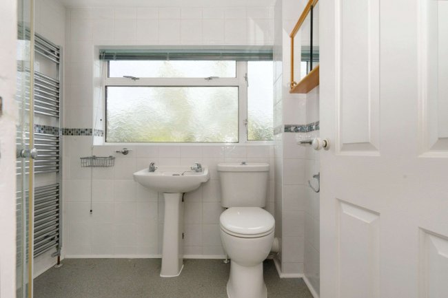 30 Oakley Drive, Eltham, Kent, SE9 2HJ 10